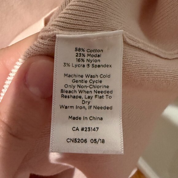 Talbots pink 3/4 sleeve sweater with scallop details, medium - Picture 5 of 5